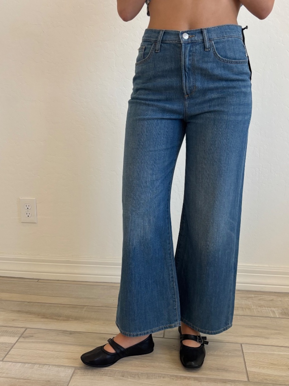 Joe’s Jeans Salernitano High Waist Crop Wide Leg Denim - NWT, Size 29